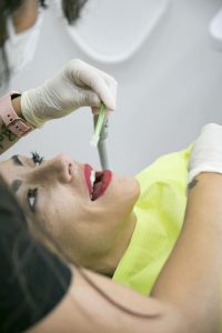 Que-Son-Las-Carillas-Dentales-Clinicas-Cabrera